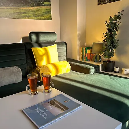 Skybar - Bay View, Private Balcony, Free Garage