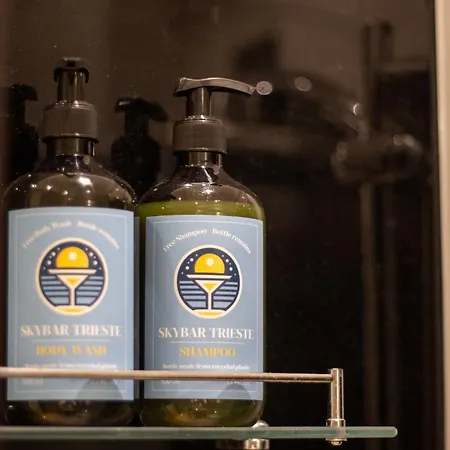 Skybar - Bay View, Private Balcony, Free Garage Trieszt