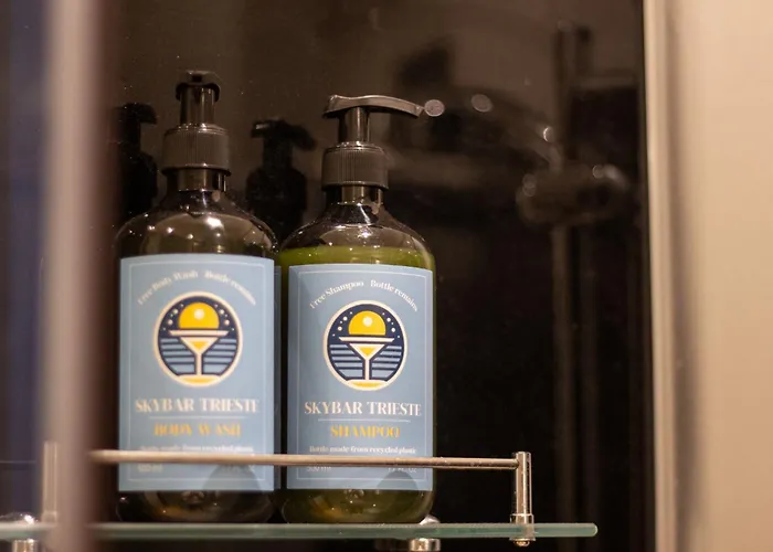 Skybar - Bay View, Private Balcony, Free Garage Trieszt